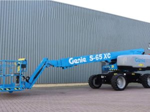 xe nâng người Lâm Tùng