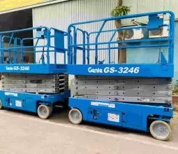 Xe nâng người 12m- nguyên bản