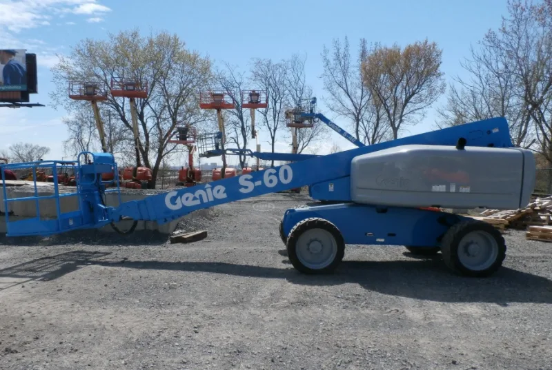 xe-nang-nguoi-s-boom-genie-s-60-21m-lam-viec-2